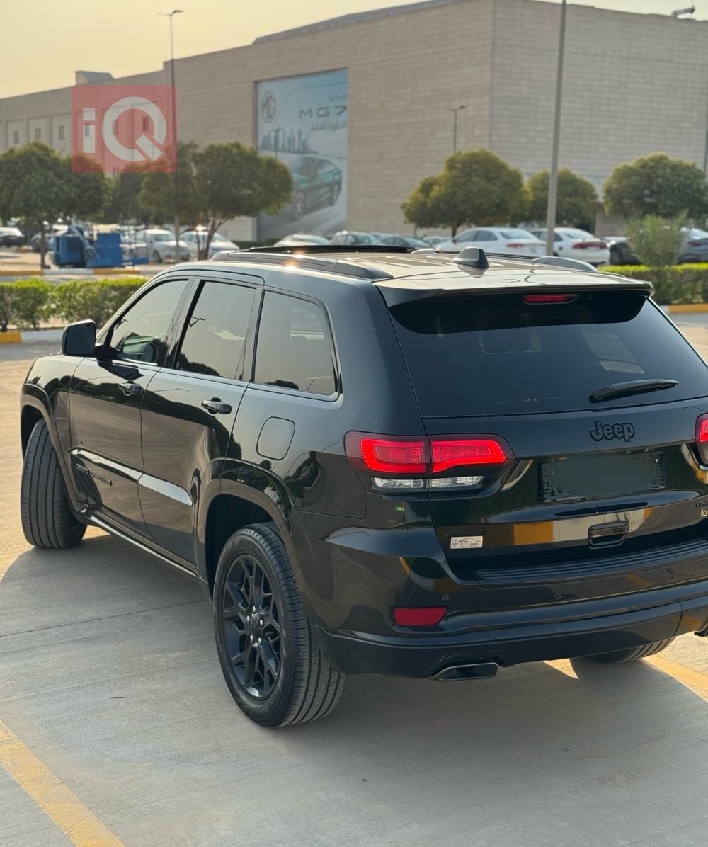 جيب جراند شيروكي